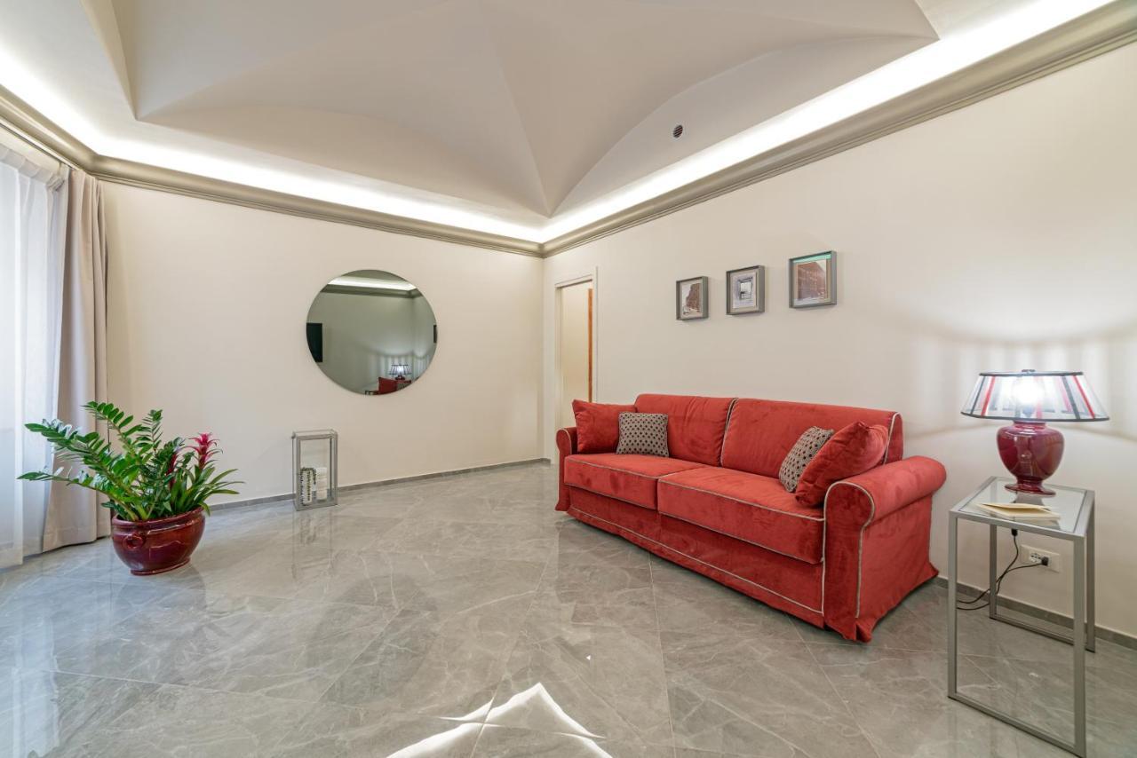 Bmga L Viapaola43 Palace Rome Buitenkant foto